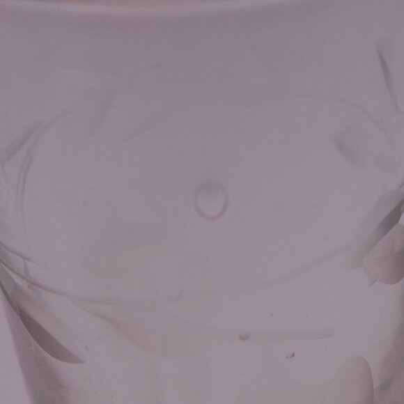 Set of Four(4) Grapevine Pattern Small Delicate Glasses - Picture 5 of 16